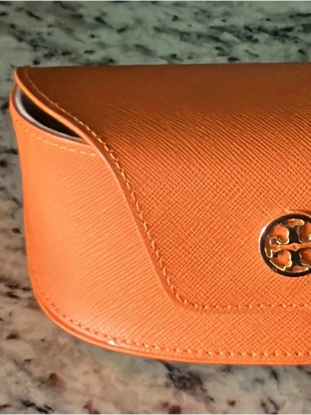 Like New Tory Burch Oversized Sunglasses Case
